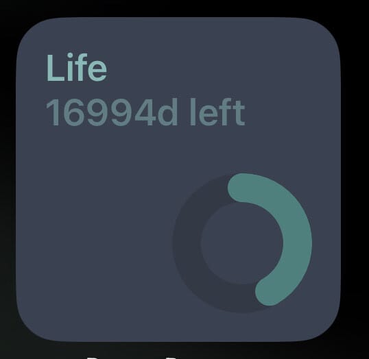 A lifetime countdown display showing the weeks remaining in a life