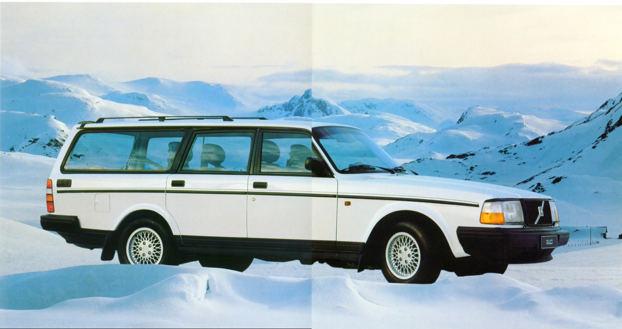 1994 Volvo 240 Wagon, photo 1