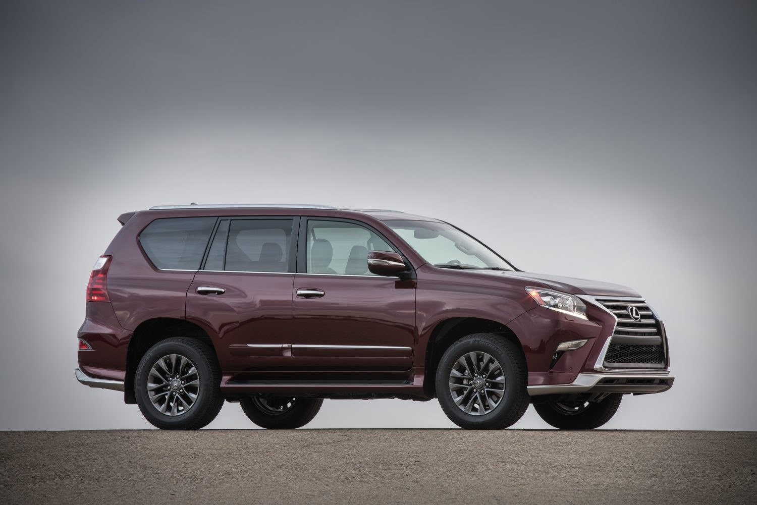 2017 Lexus GX 460, photo 2